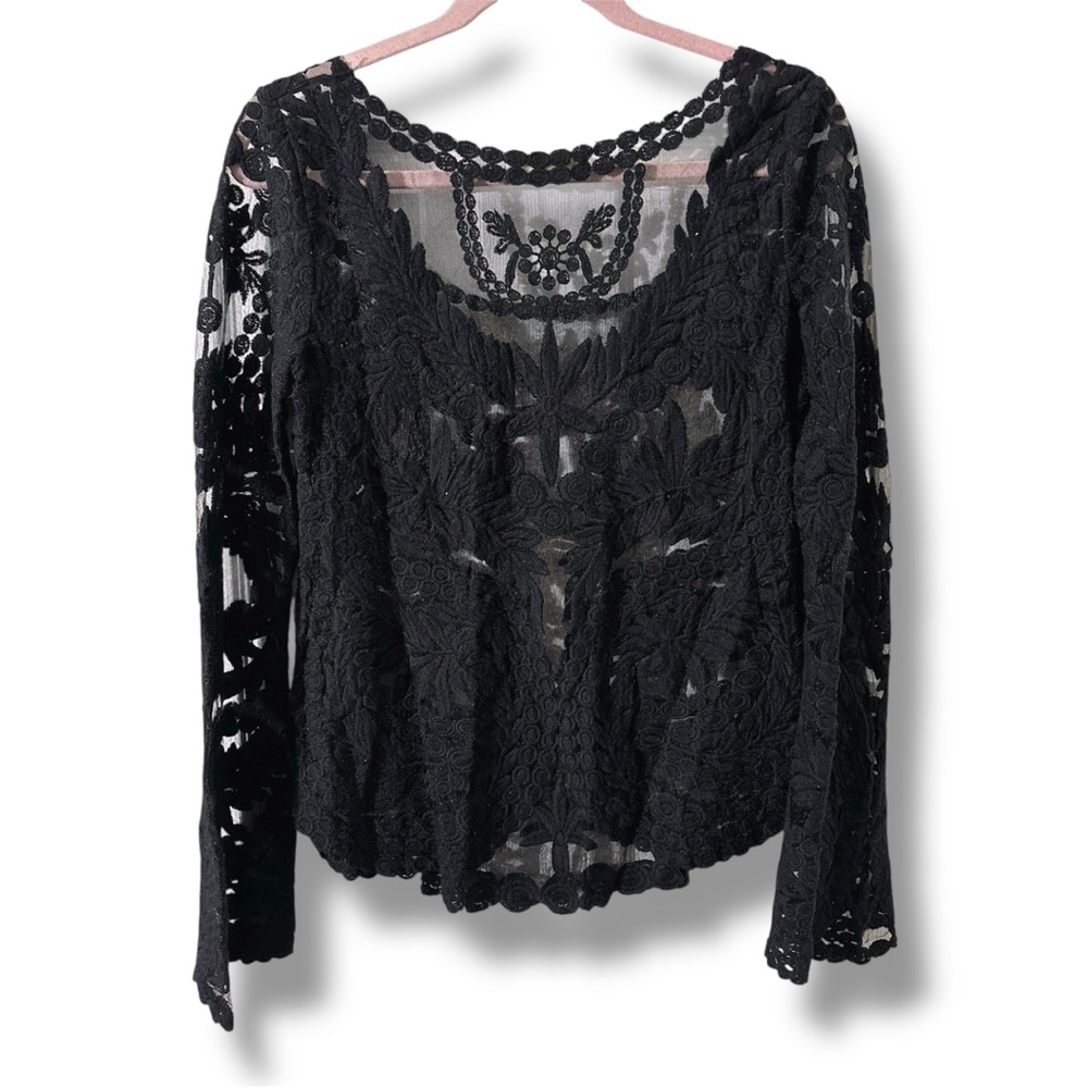 Anthropologie Staring at Stars Sheer Bell Sleeve Embroidered Curve Hem Blouse